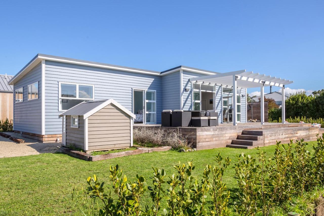 Blue Bungalow Martinborough Eksteriør bilde