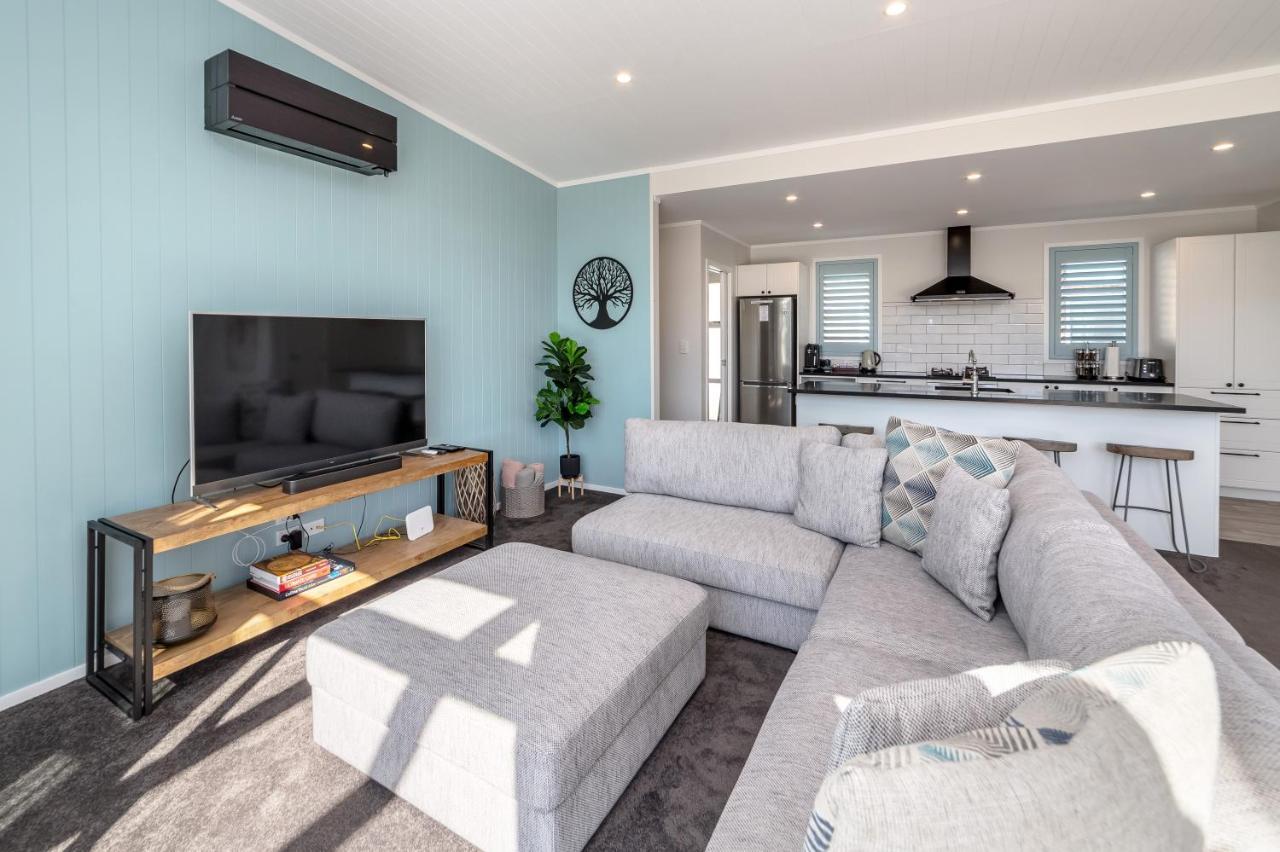 Blue Bungalow Martinborough Eksteriør bilde